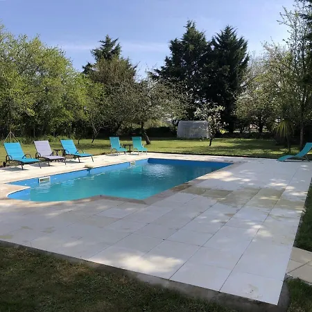 Blanzayaprtment 1bed Pool Bbq Wifi Freep דירה Blanzay